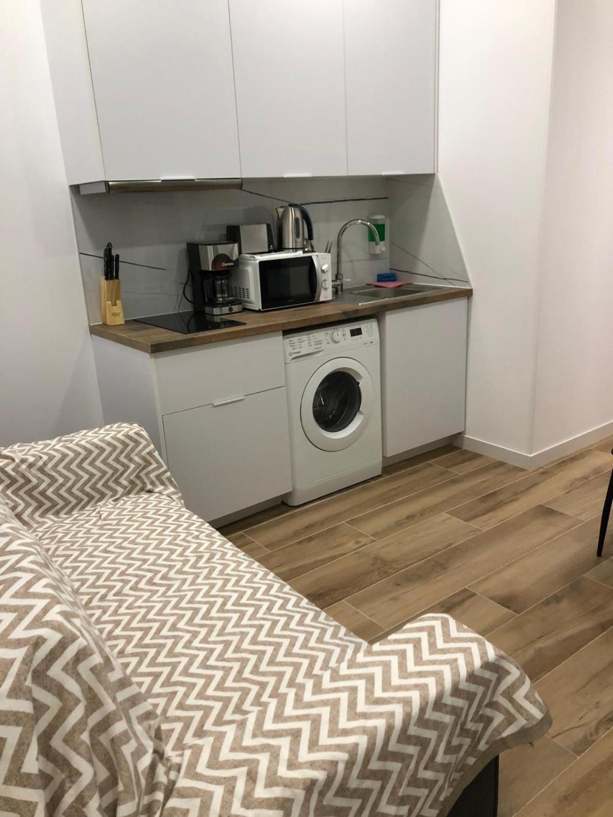 Ra Apartamentos Sevilla อาลิกันเต ภายนอก รูปภาพ