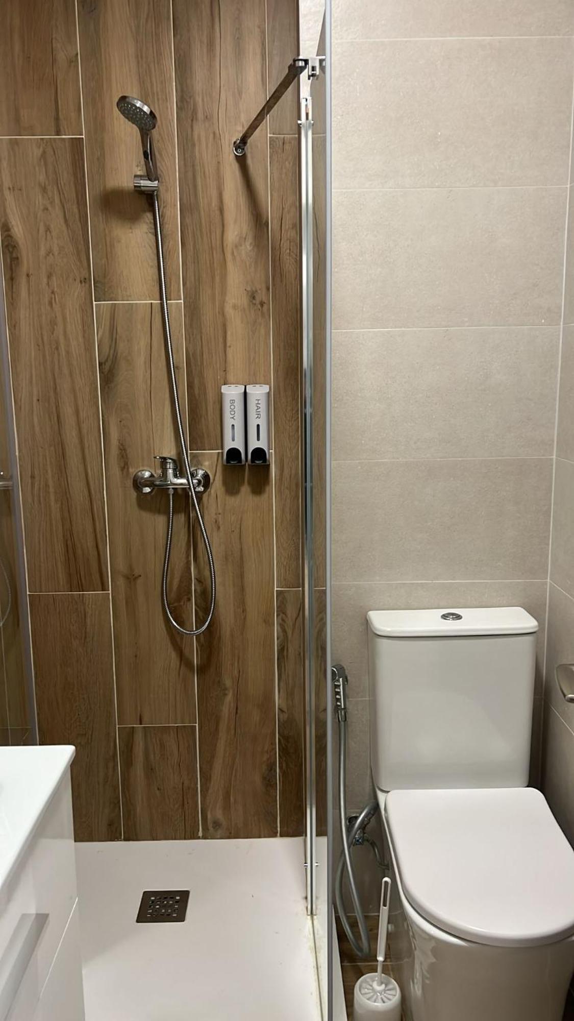 Ra Apartamentos Sevilla อาลิกันเต ภายนอก รูปภาพ